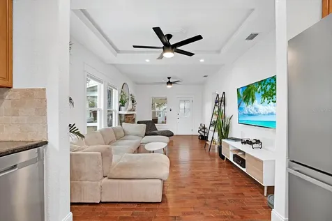 207 E Selma Avenue Tampa FL 33603