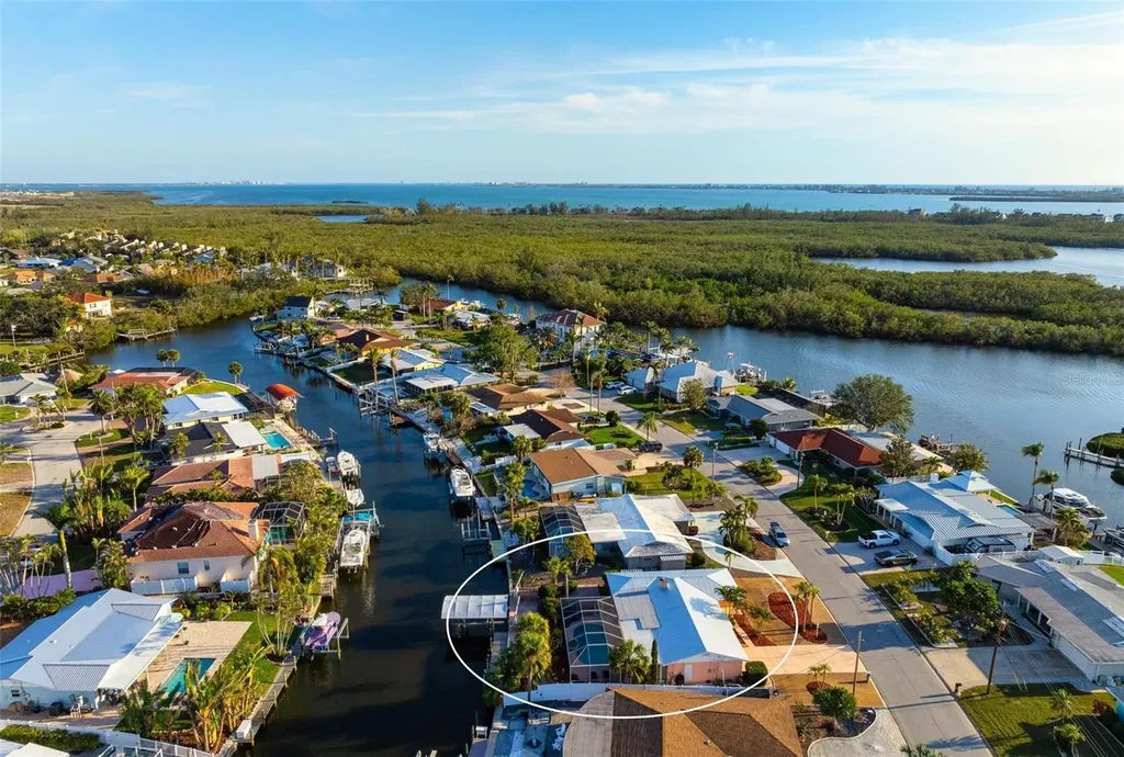 5207 Bimini Drive Bradenton FL 34210