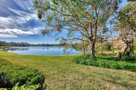 4914 Lakescene Place Sarasota FL 34243