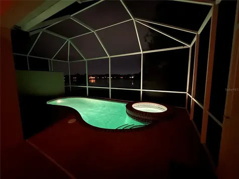 4914 Lakescene Place Sarasota FL 34243