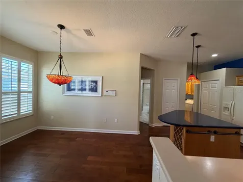 4914 Lakescene Place Sarasota FL 34243