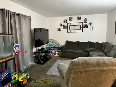 5885 Dahlia Drive Orlando FL 32807