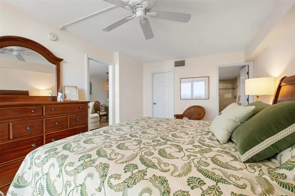 840 The Esplanade N Venice FL 34285