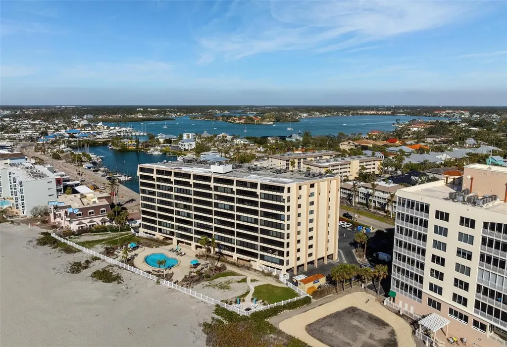 840 The Esplanade N Venice FL 34285