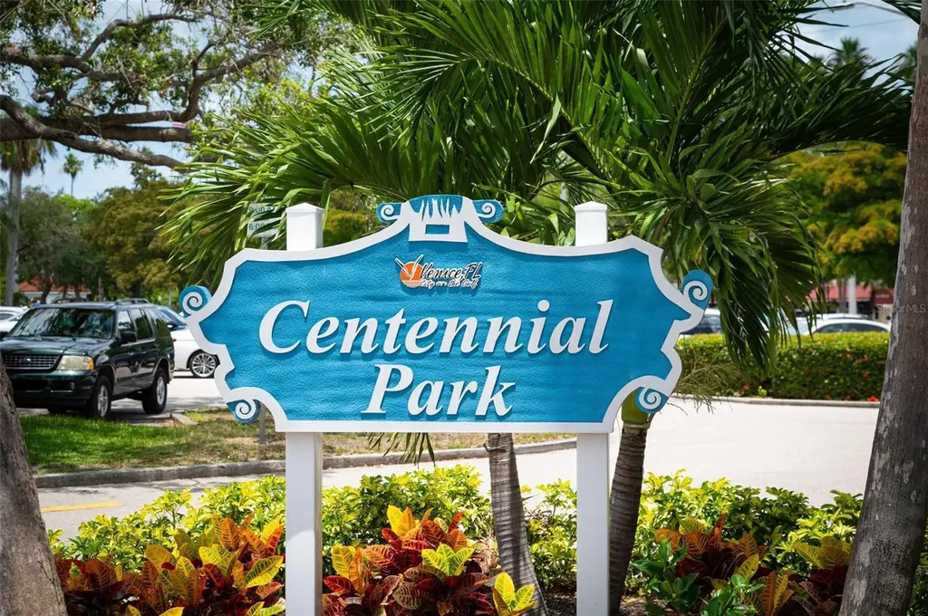 840 The Esplanade N Venice FL 34285