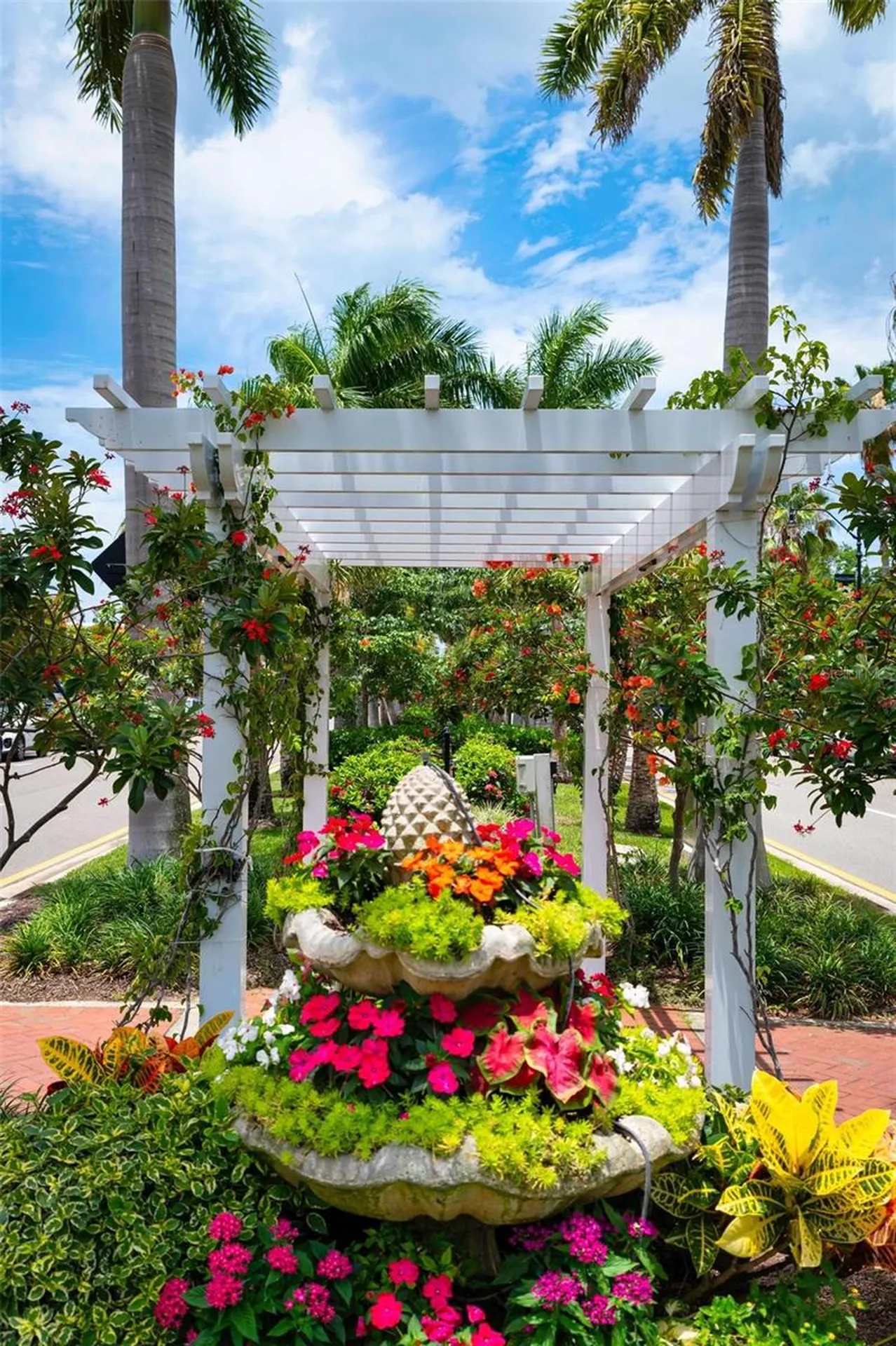 840 The Esplanade N Venice FL 34285