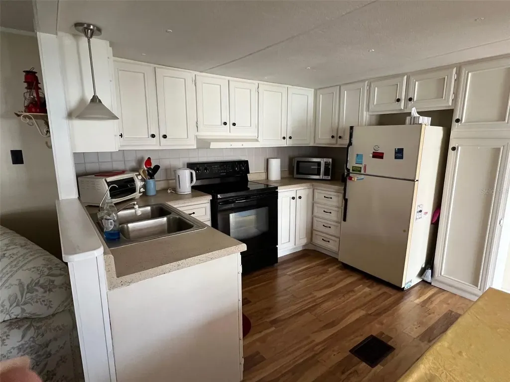 11300 124th Avenue Largo FL 33778