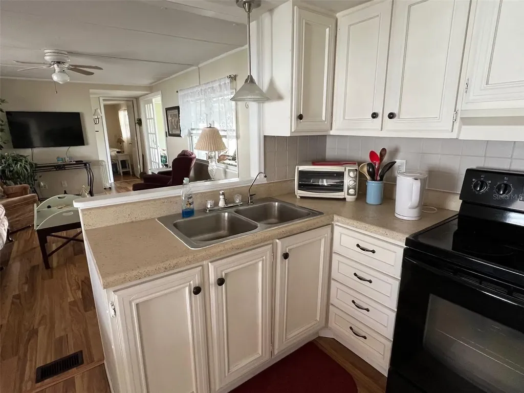 11300 124th Avenue Largo FL 33778