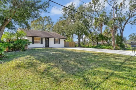 10228 Oslin Street Tampa FL 33615
