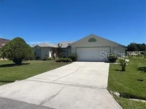 517 Cardinal Drive Kissimmee FL 34759
