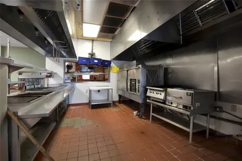 1152 Tamiami Trail Port Charlotte FL 33953