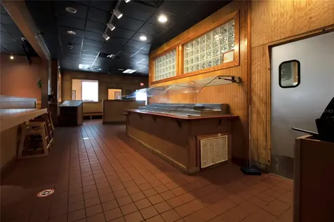 1152 Tamiami Trail Port Charlotte FL 33953