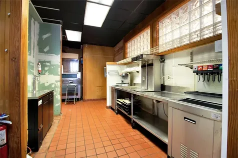 1152 Tamiami Trail Port Charlotte FL 33953