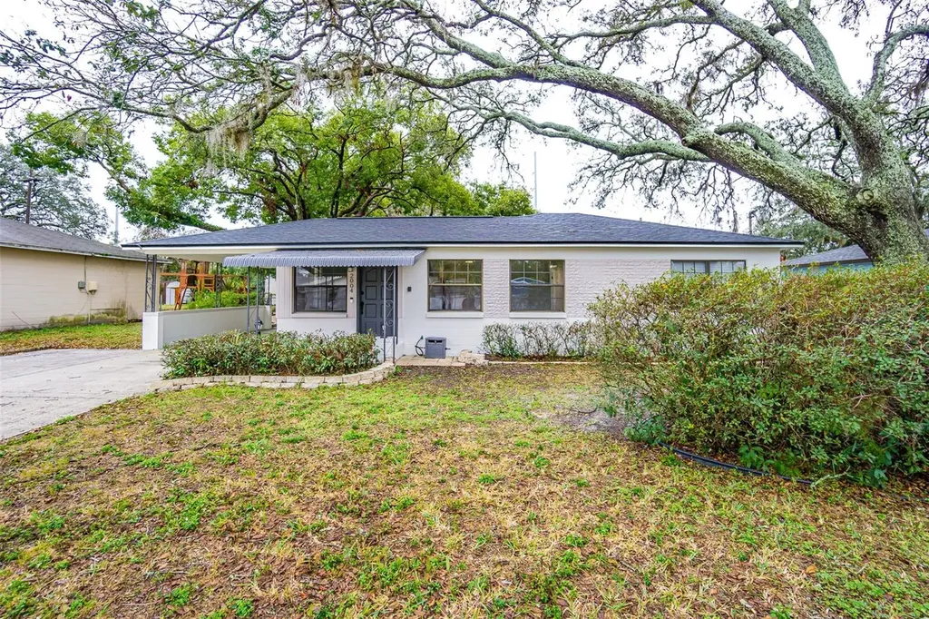 2004 W Meadowbrook Avenue Tampa FL 33612
