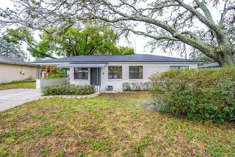 2004 W Meadowbrook Avenue Tampa FL 33612