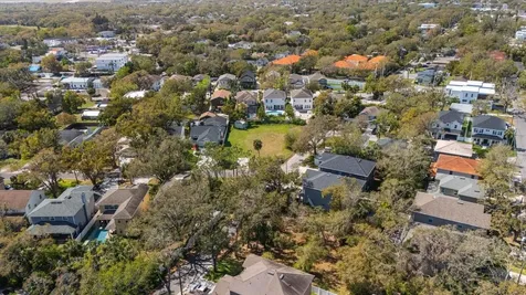 5801 S 2nd Street Tampa FL 33611