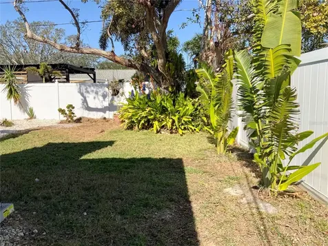 2695 68th Avenue S St Petersburg FL 33712