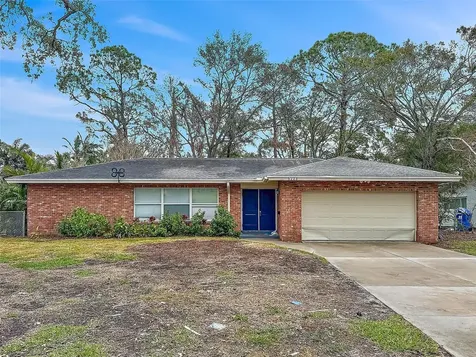 5225 Venetian Boulevard NE St Petersburg FL 33703