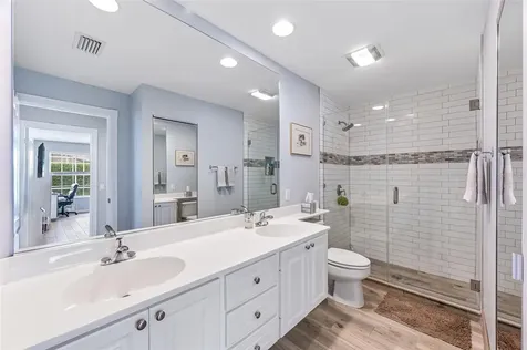 5508 Islandwalk Circle Naples FL 34119