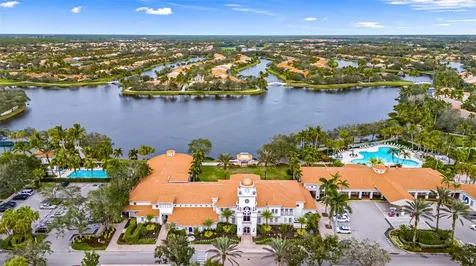 5508 Islandwalk Circle Naples FL 34119