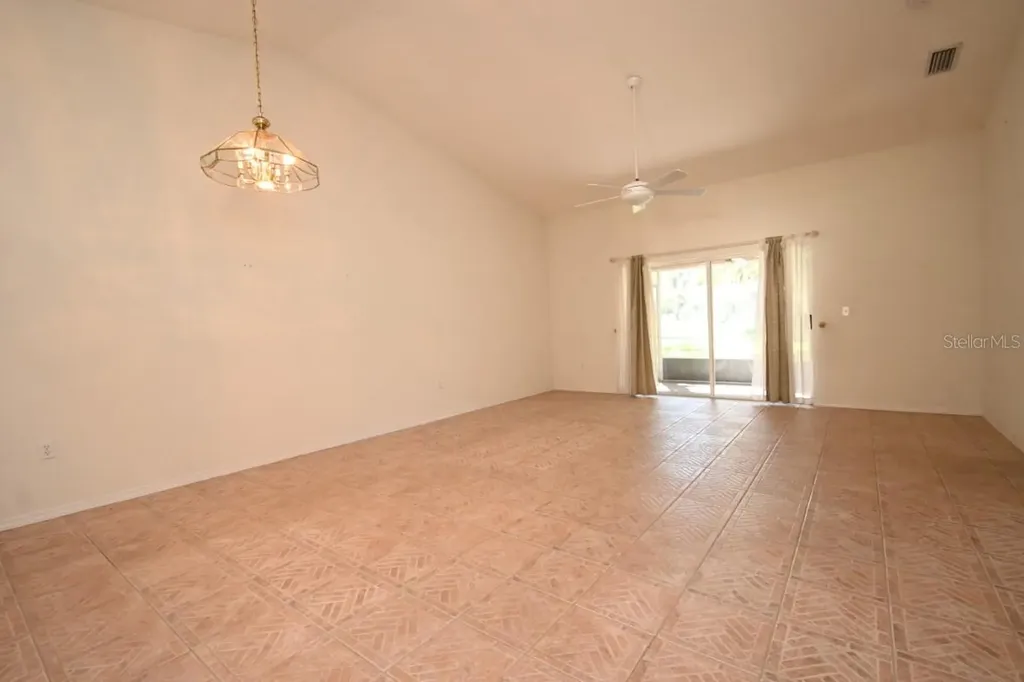 35324 Whispering Pines Drive Zephyrhills FL 33541