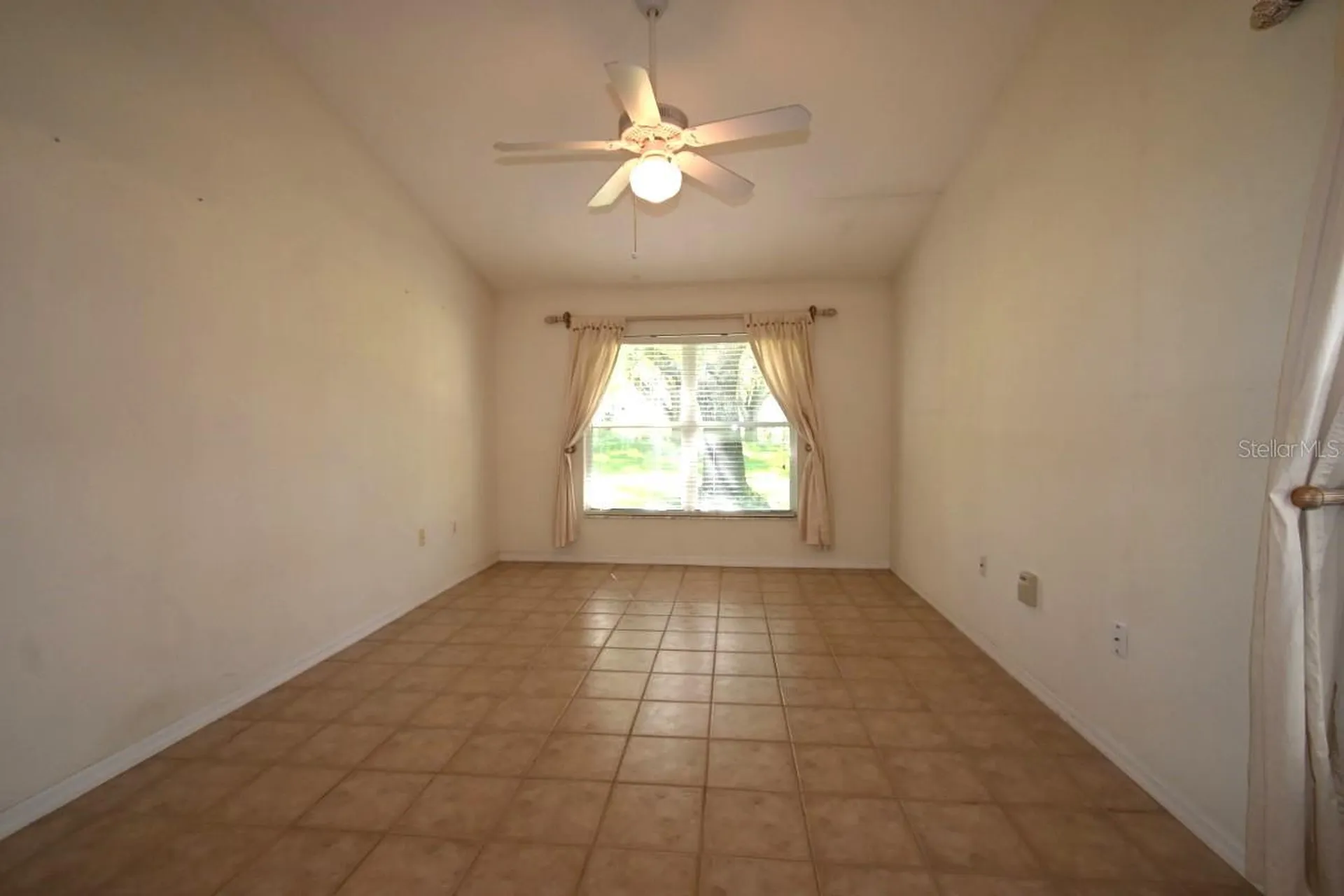35324 Whispering Pines Drive Zephyrhills FL 33541