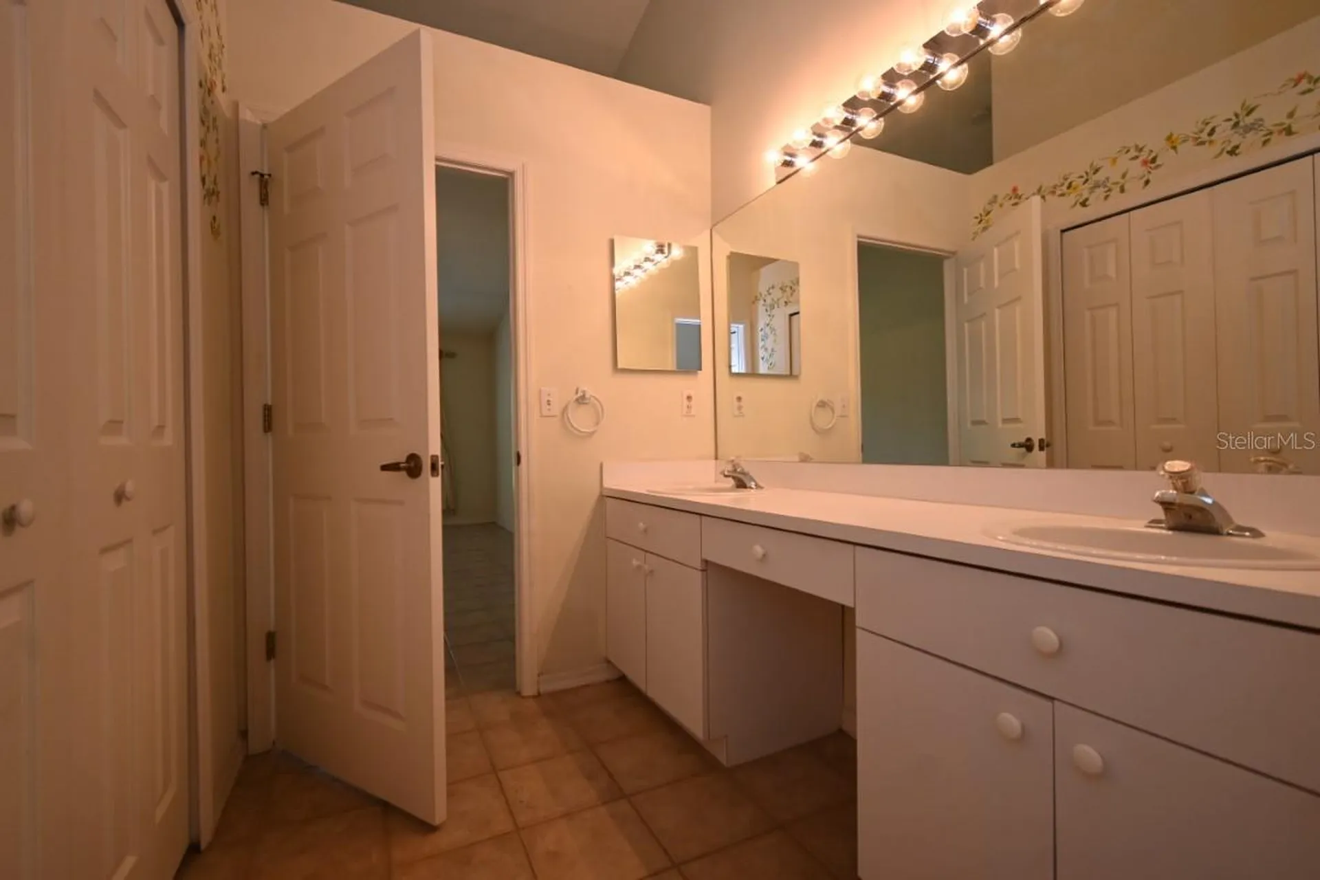 35324 Whispering Pines Drive Zephyrhills FL 33541