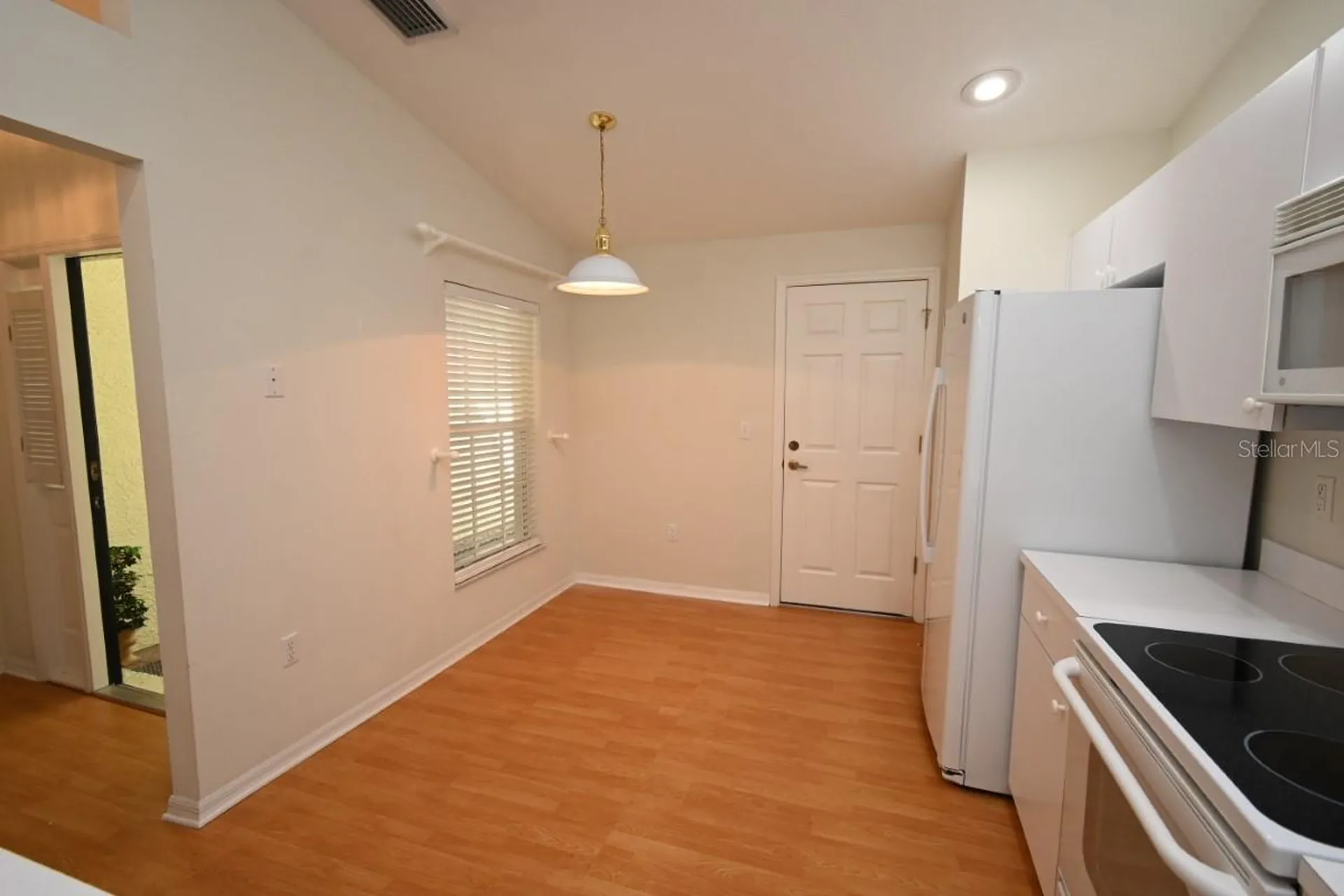 35324 Whispering Pines Drive Zephyrhills FL 33541
