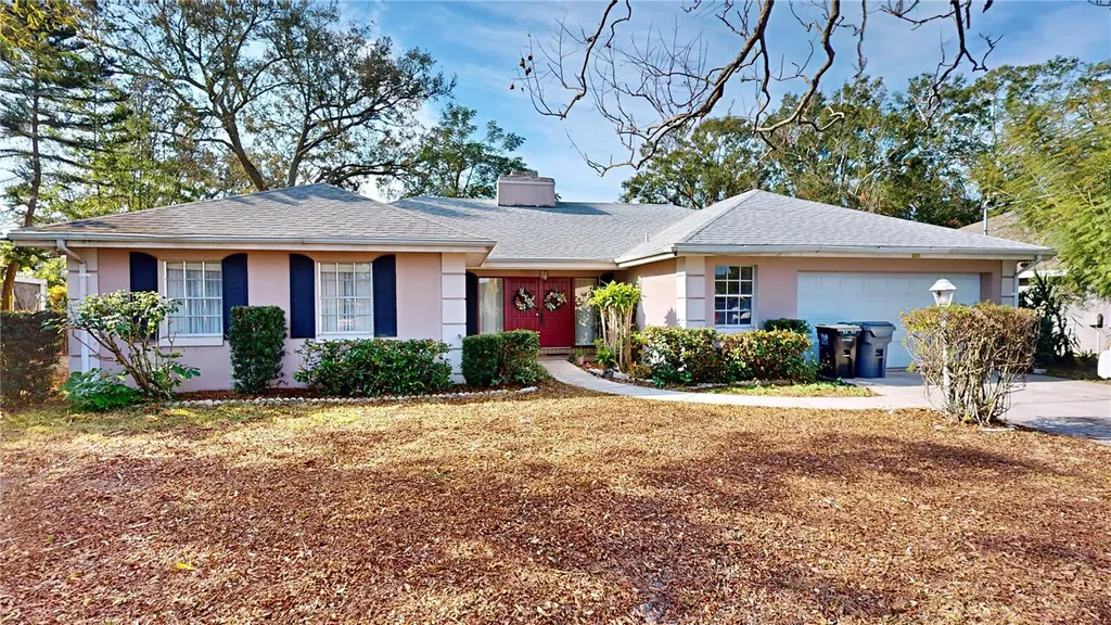 227 W Lake Ina Drive Winter Haven FL 33884
