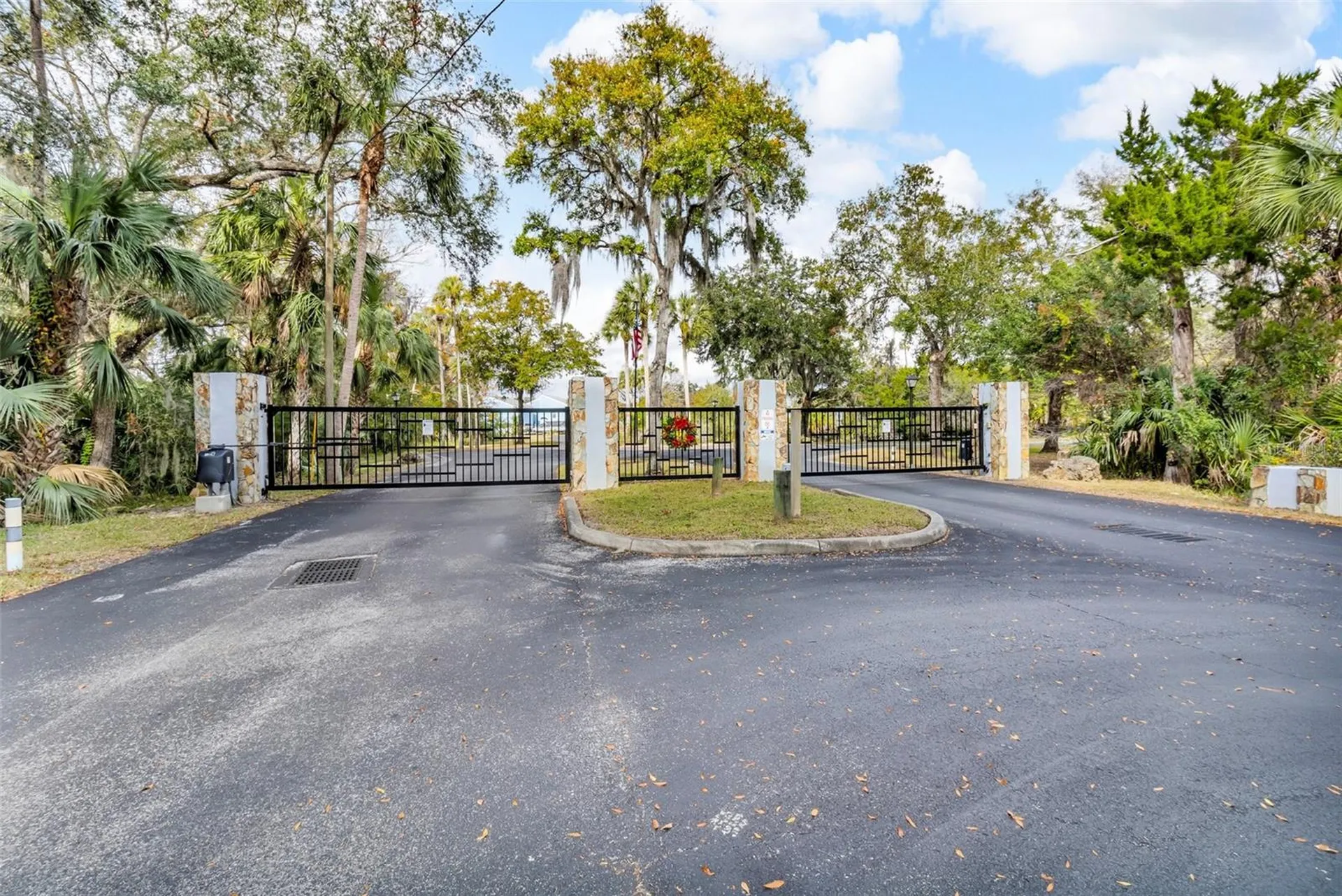 11961 W Edgeview Court Crystal River FL 34429