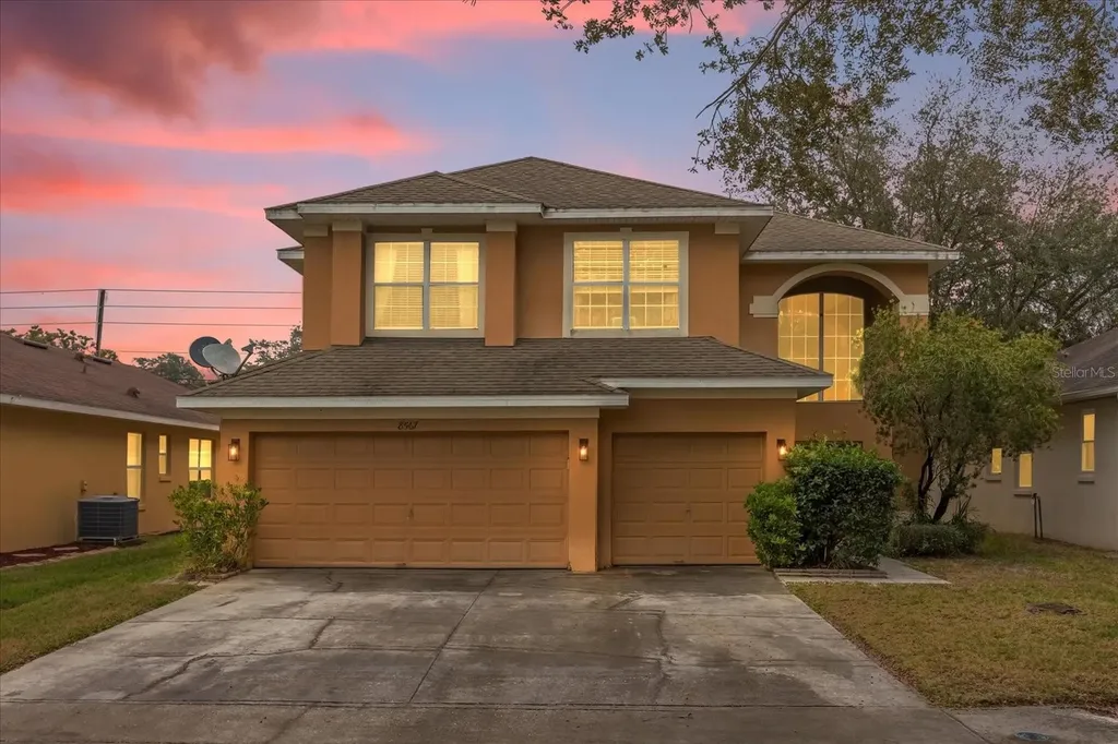 8567 Baywood Vista Drive Orlando FL 32810