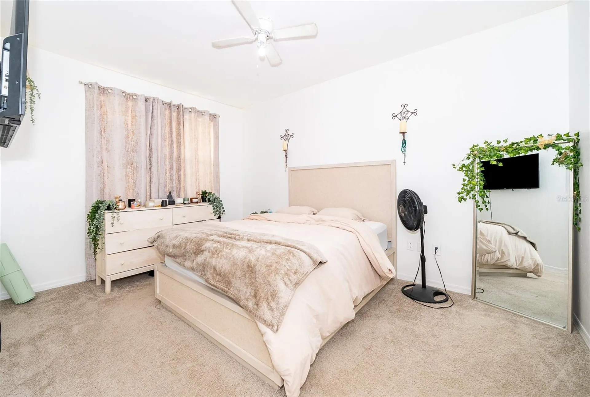 6413 Astor Village Avenue Orlando FL 32835