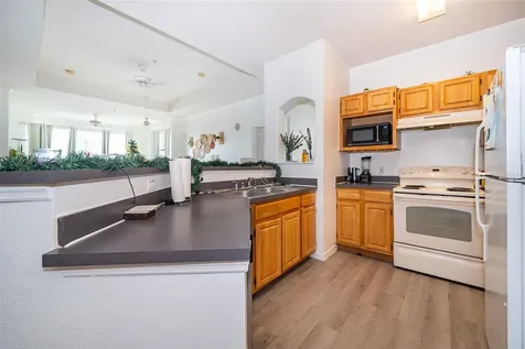 6413 Astor Village Avenue Orlando FL 32835