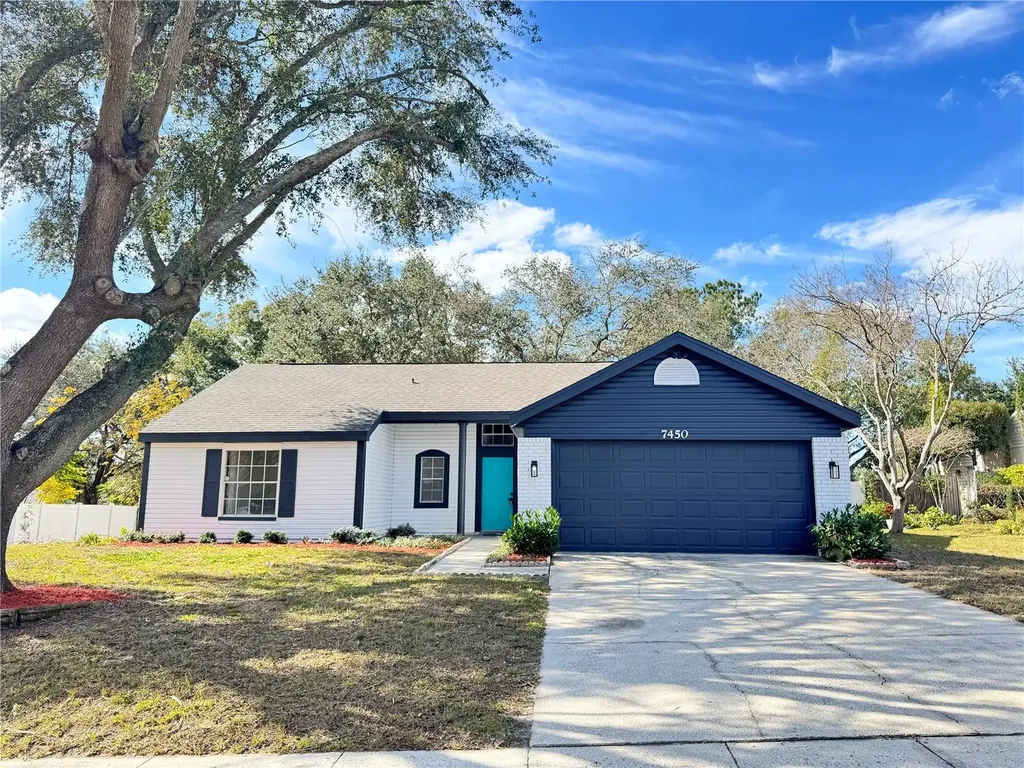 7450 Crooked Lake Circle Orlando FL 32818