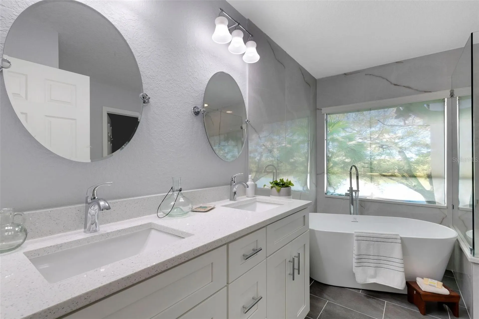 336 Del Sol Avenue Davenport FL 33837