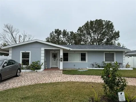 758 44th Avenue NE St Petersburg FL 33703