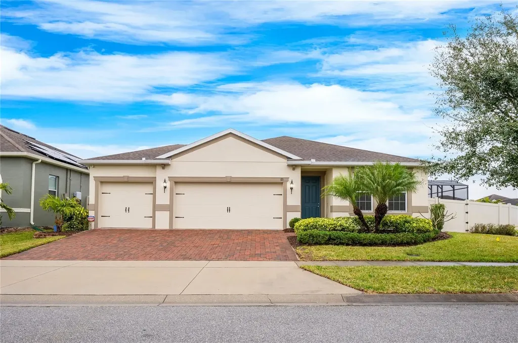 121 Whirlaway Drive Davenport FL 33837