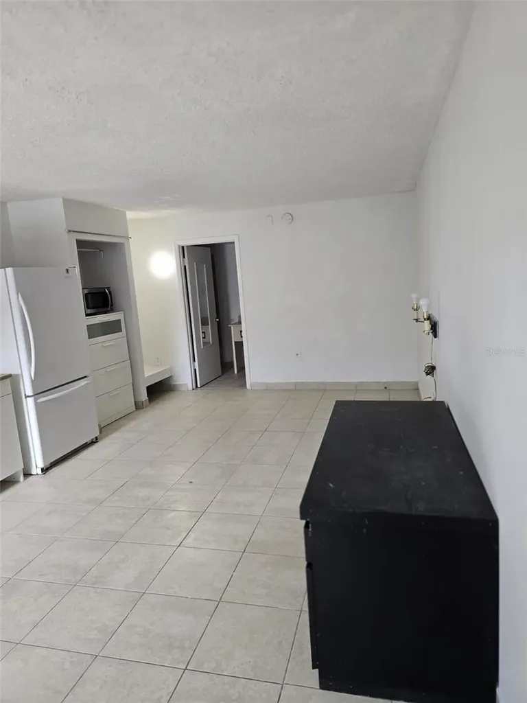 8421 S Orange Blossom Trail Orlando FL 32809