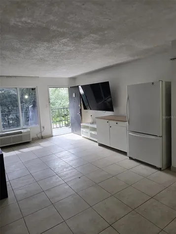 8421 S Orange Blossom Trail Orlando FL 32809