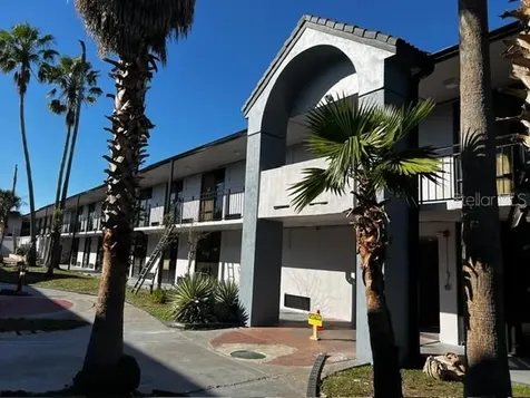 8421 S Orange Blossom Trail Orlando FL 32809
