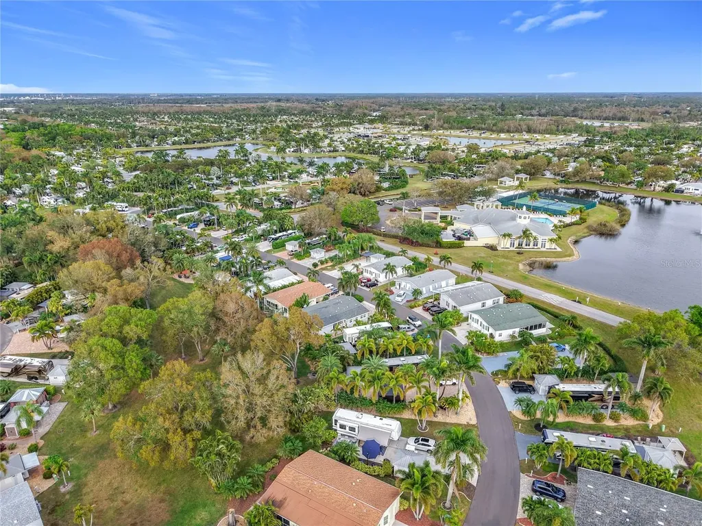 10047 Parkwood Drive Fort Myers FL 33905