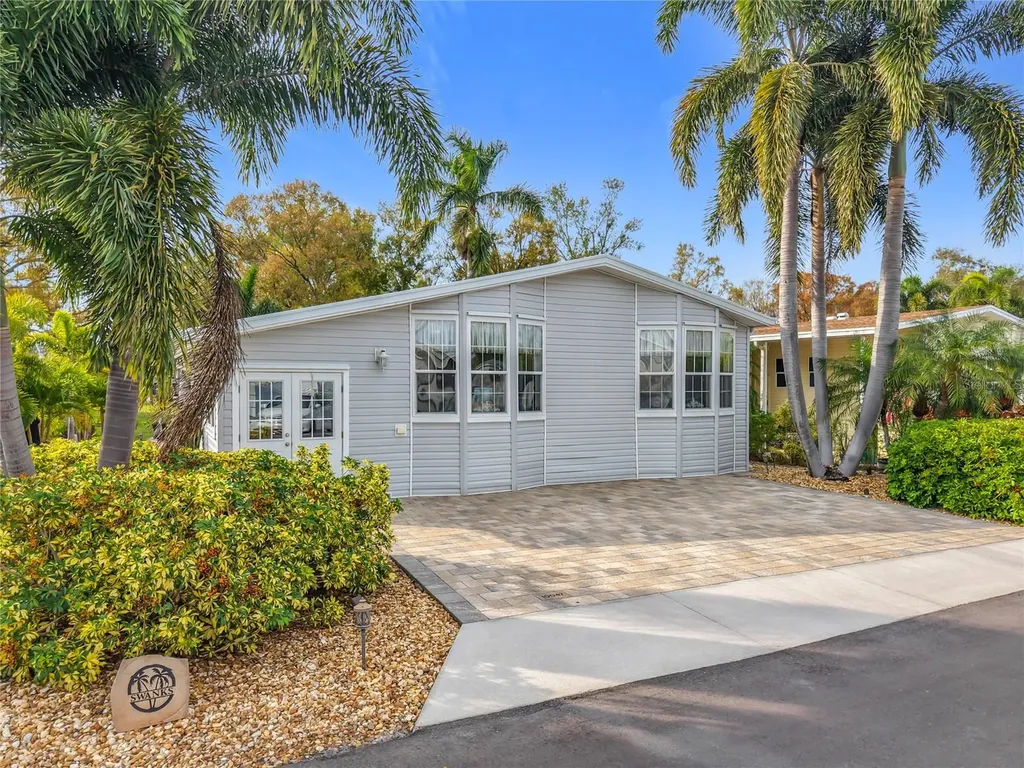 10047 Parkwood Drive Fort Myers FL 33905