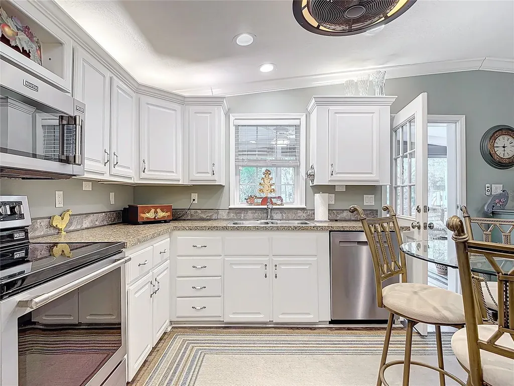 10047 Parkwood Drive Fort Myers FL 33905