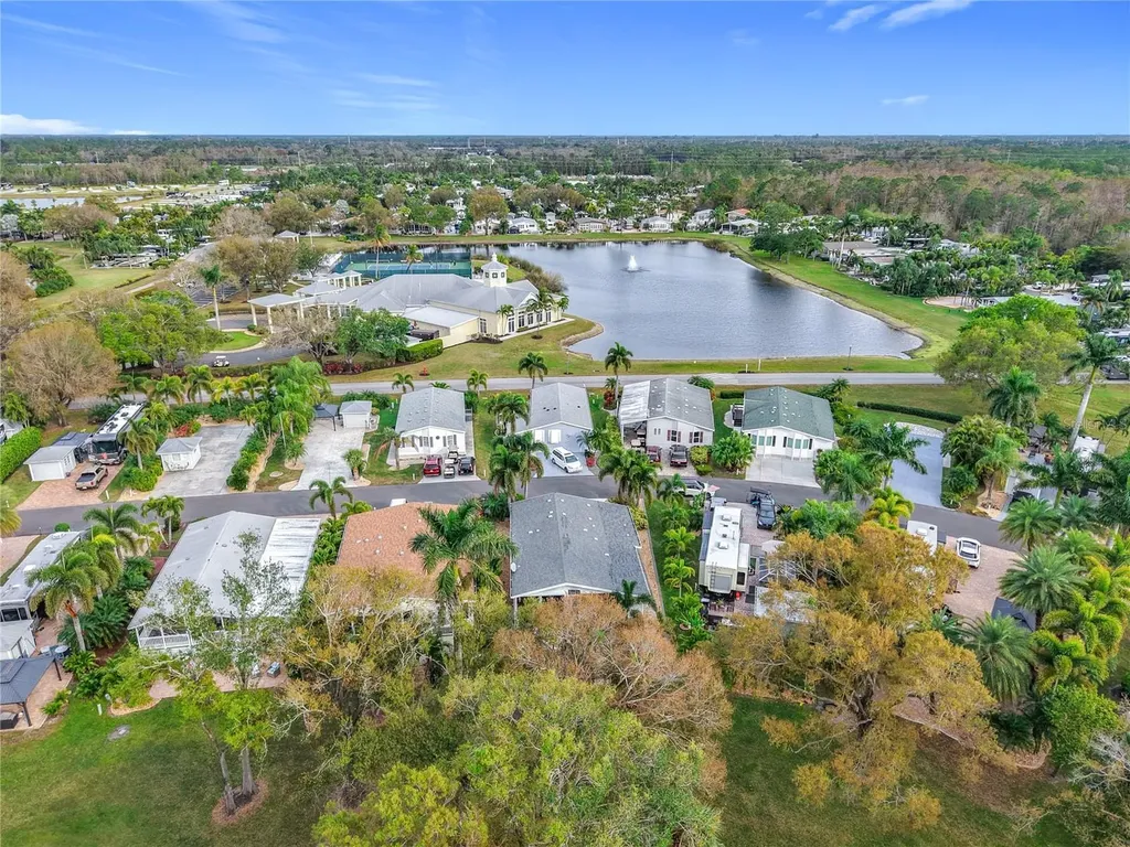 10047 Parkwood Drive Fort Myers FL 33905