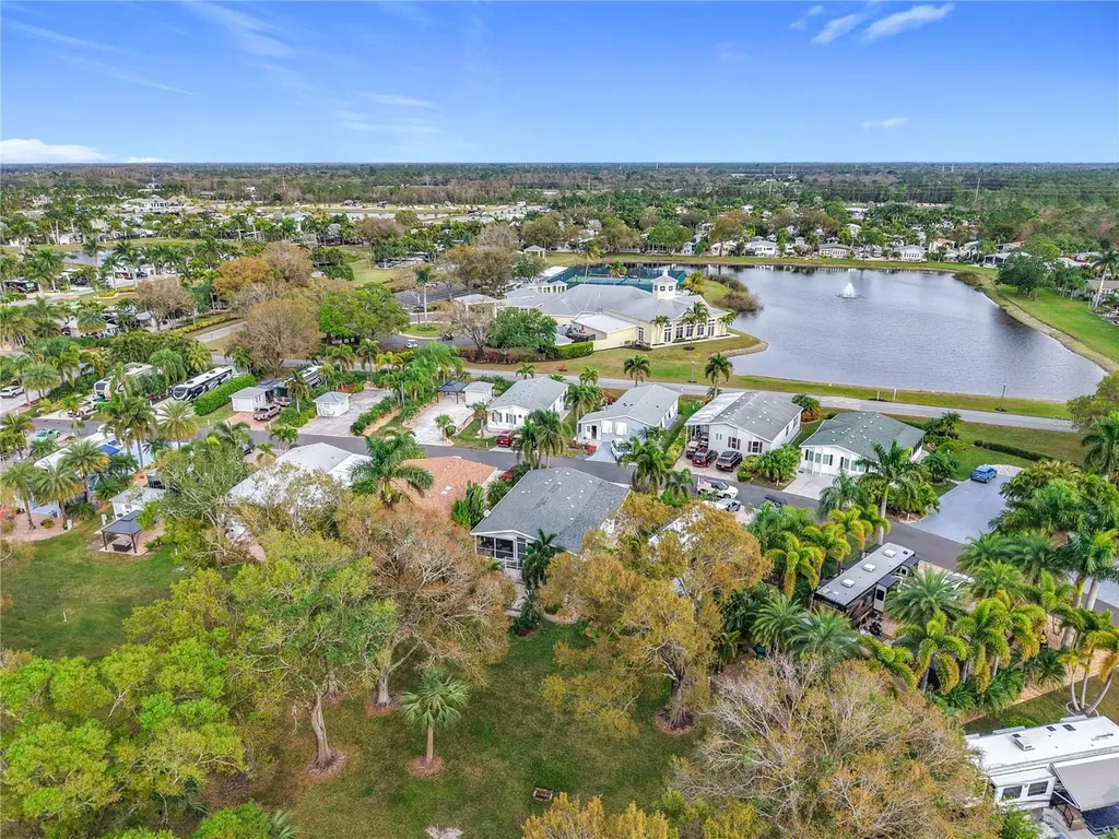 10047 Parkwood Drive Fort Myers FL 33905