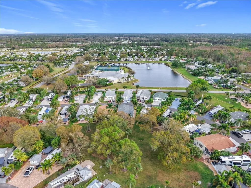 10047 Parkwood Drive Fort Myers FL 33905