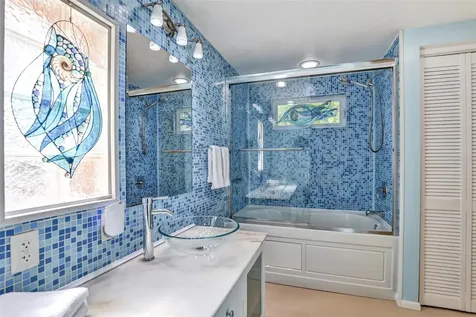 2135 Hyde Park Circle Sarasota FL 34239