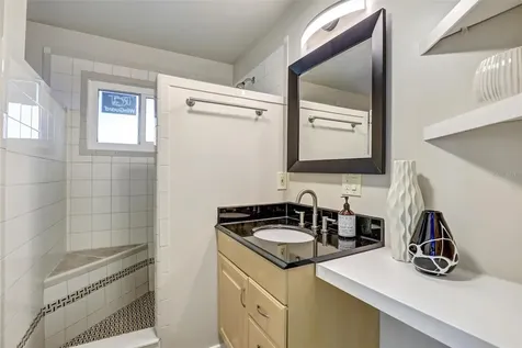2135 Hyde Park Circle Sarasota FL 34239