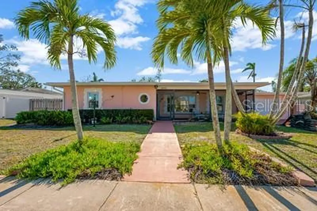 2412 Crescent Court E Bradenton FL 34208