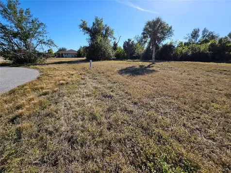 20 Clubhouse Court Rotonda West FL 33947
